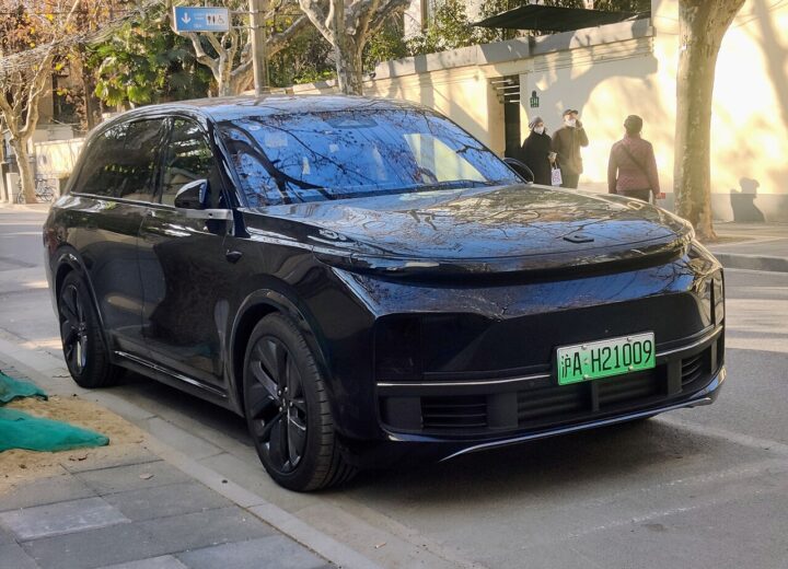 Li Auto L8